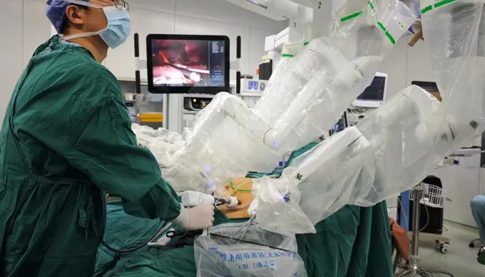 DAVINCI & CAK Степлеры в лапароскопической GI и бариатрической хирургии Демонстрация